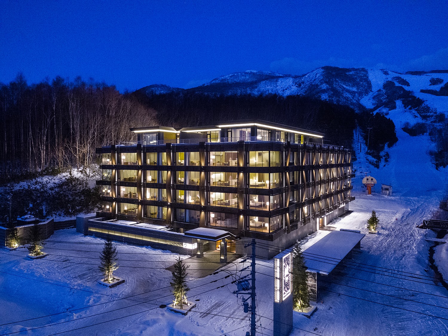 Niseko Ski-in Ski-out Hotel Accommodation | AYA Niseko